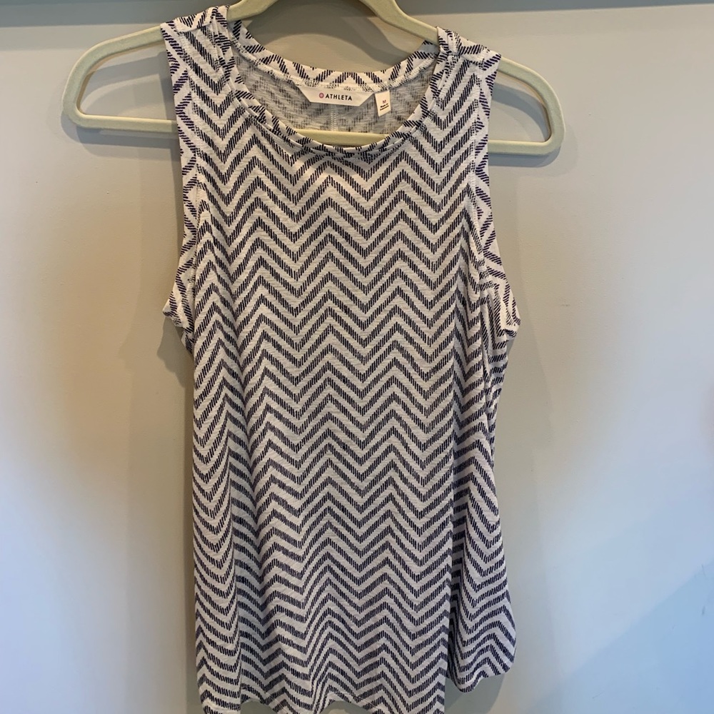 Athleta tank top. Hangs at hips. Cute pattern